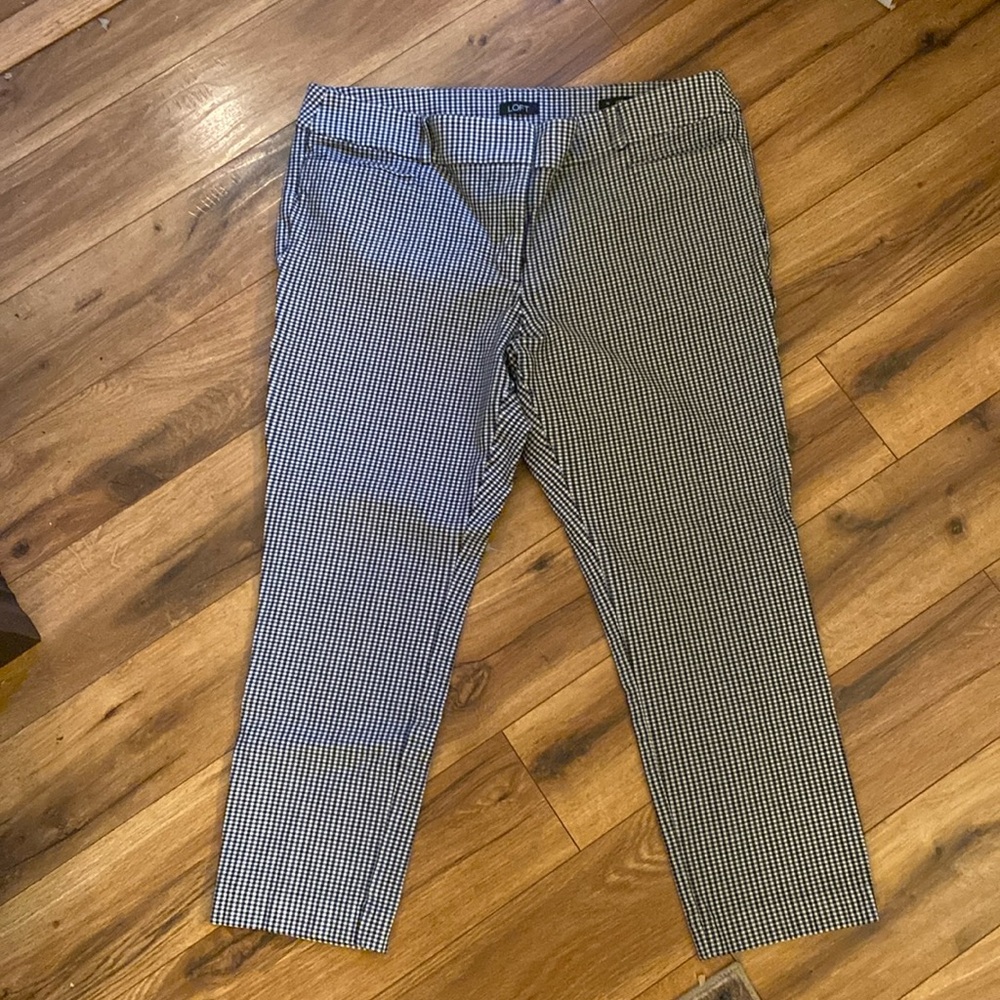 Black and white Gingham pants.